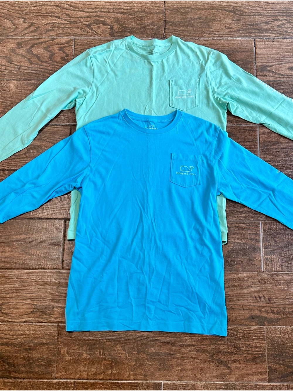 Vineyard Vines Boys/Girls XL 20 Long Sleeve Whale Shirts 2-Pack Bundle